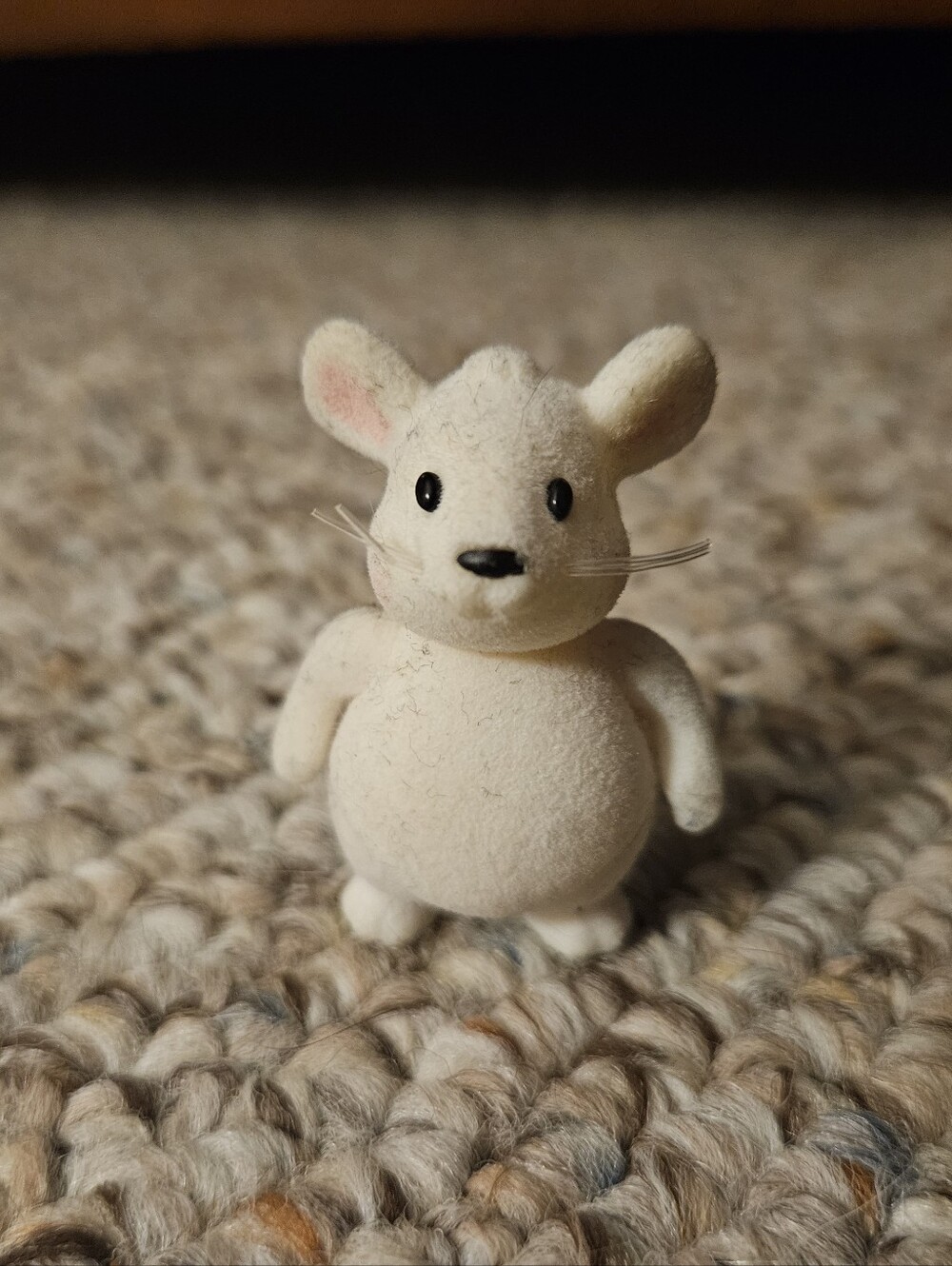 Lil Woodzeez Nibblekin Baby White Mouse